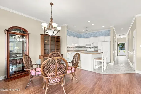 8632 Emerald Drive Emerald Isle NC 28594