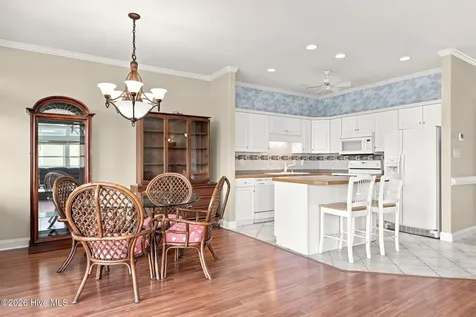 8632 Emerald Drive Emerald Isle NC 28594