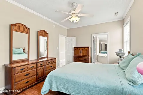 8632 Emerald Drive Emerald Isle NC 28594
