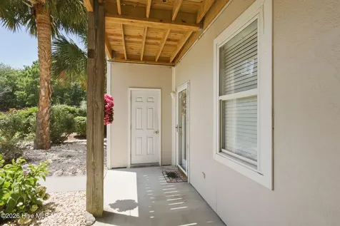 8632 Emerald Drive Emerald Isle NC 28594