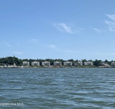 8632 Emerald Drive Emerald Isle NC 28594