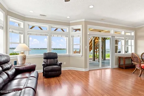 8632 Emerald Drive Emerald Isle NC 28594