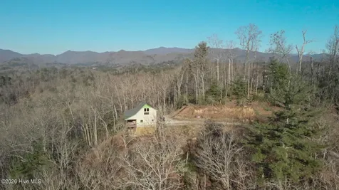 1491 Snowbird Road Robbinsville NC 28771