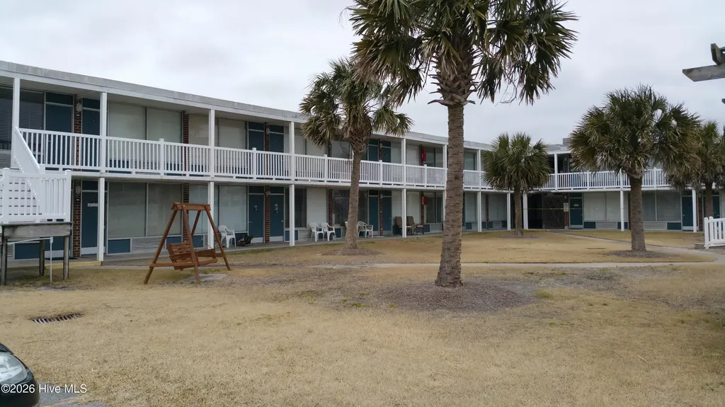 1918 W Fort Macon Road Atlantic Beach NC 28512