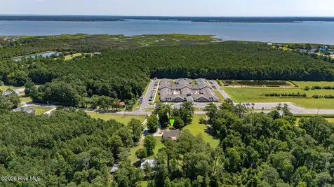 2437 Highway 70 Beaufort NC 28516