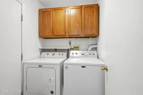 704 Meadow Court Morehead City NC 28557