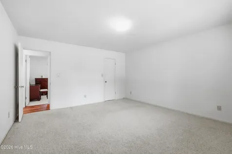 704 Meadow Court Morehead City NC 28557