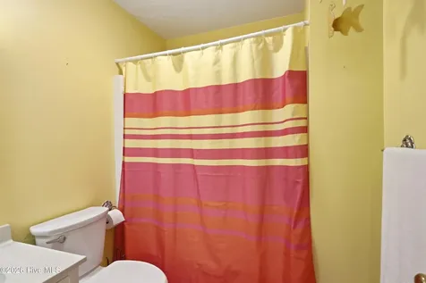 704 Meadow Court Morehead City NC 28557