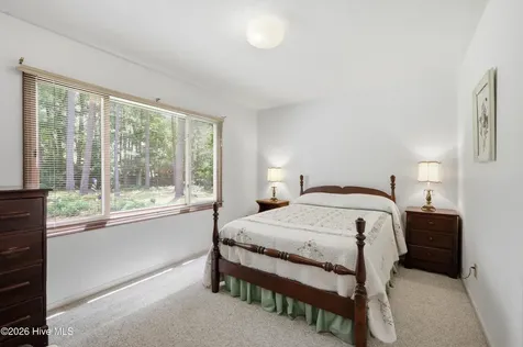 704 Meadow Court Morehead City NC 28557
