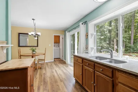 704 Meadow Court Morehead City NC 28557