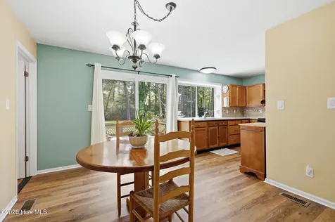 704 Meadow Court Morehead City NC 28557