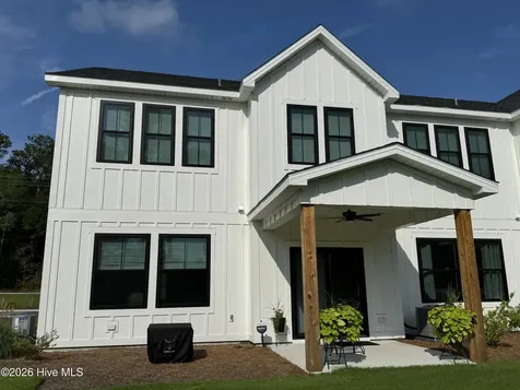 107 Star Lake Circle Cape Carteret NC 28584