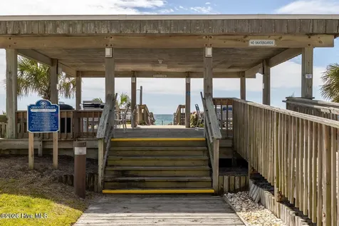 9100 Reed Drive Emerald Isle NC 28594