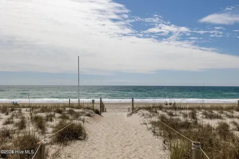 9100 Reed Drive Emerald Isle NC 28594