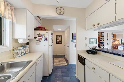 590 Westport Drive Pine Knoll Shores NC 28512