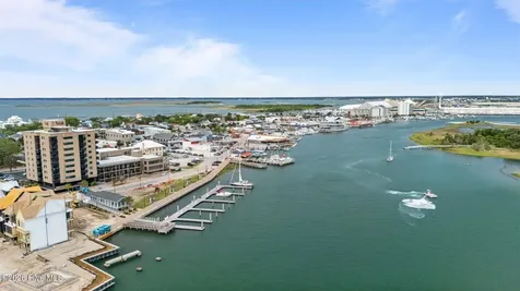 812 Shepard Street Morehead City NC 28557