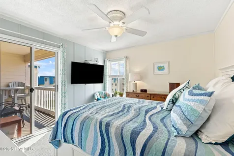 1904 E Fort Macon Road Atlantic Beach NC 28512