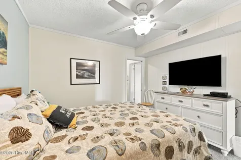 1904 E Fort Macon Road Atlantic Beach NC 28512