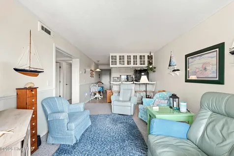 1904 E Fort Macon Road Atlantic Beach NC 28512