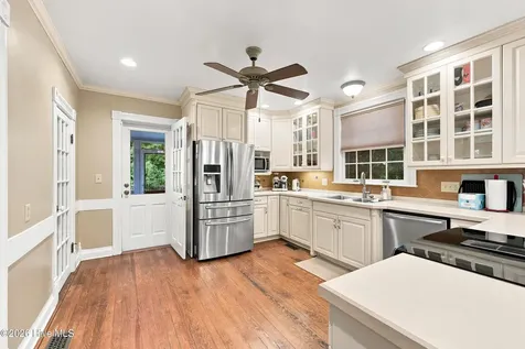 813 W Main Street Elizabeth City NC 27909