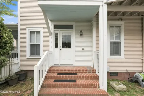 813 W Main Street Elizabeth City NC 27909