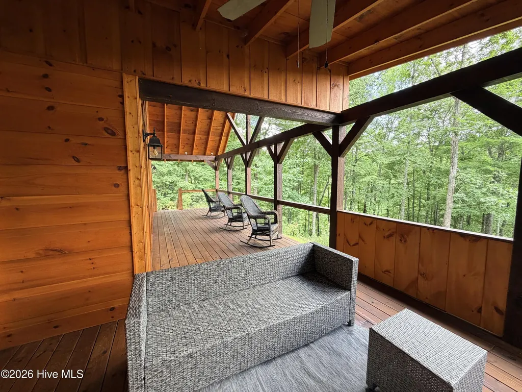371 Black Bear Trail Topton NC 28781