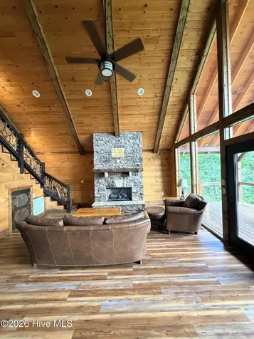 371 Black Bear Trail Topton NC 28781