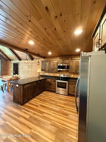 371 Black Bear Trail Topton NC 28781