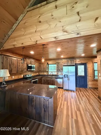 371 Black Bear Trail Topton NC 28781