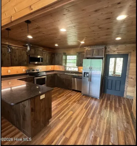 371 Black Bear Trail Topton NC 28781