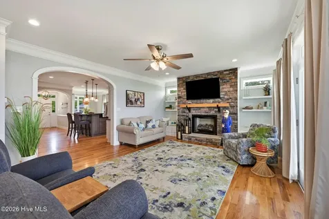 30 E North Shore Lane Arapahoe NC 28510