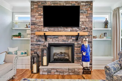 30 E North Shore Lane Arapahoe NC 28510