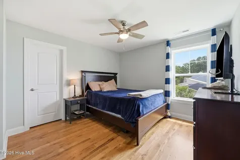 30 E North Shore Lane Arapahoe NC 28510