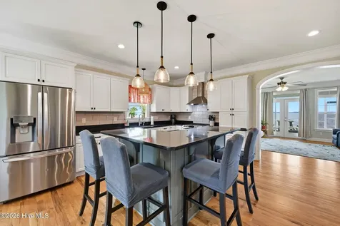 30 E North Shore Lane Arapahoe NC 28510