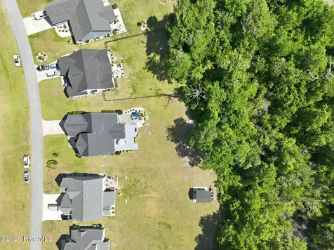 209 Bogue Carrier Court Newport NC 28570