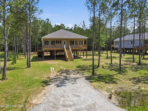 622 Vandemere Creek Drive Vandemere NC 28587