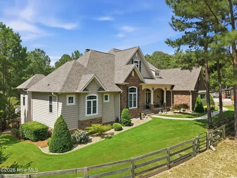 164 Saddle Ridge West End NC 27376