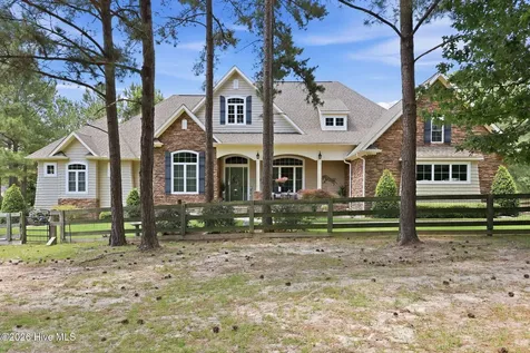 164 Saddle Ridge West End NC 27376