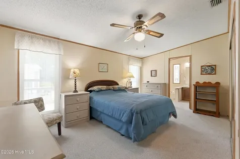 605 Outrigger Court Hampstead NC 28443