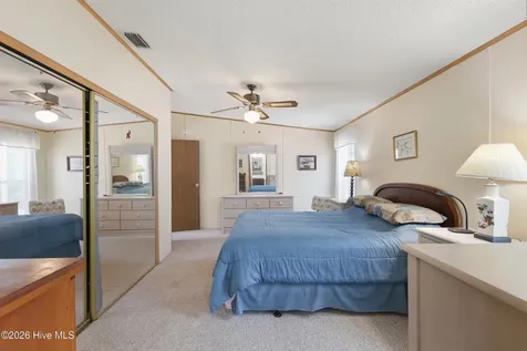 605 Outrigger Court Hampstead NC 28443
