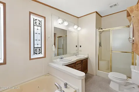605 Outrigger Court Hampstead NC 28443