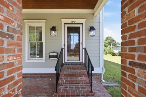 807 E Front Street New Bern NC 28560