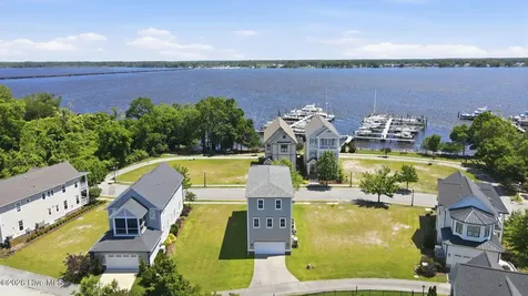 807 E Front Street New Bern NC 28560