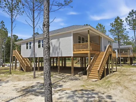 662 Vandemere Creek Drive Vandemere NC 28587