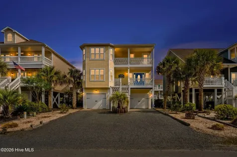183 W Fourth Street Ocean Isle Beach NC 28469