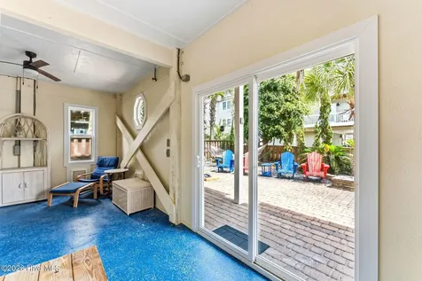 183 W Fourth Street Ocean Isle Beach NC 28469