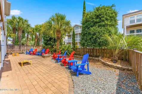 183 W Fourth Street Ocean Isle Beach NC 28469