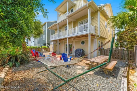 183 W Fourth Street Ocean Isle Beach NC 28469