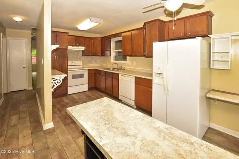 1933 Rocky Run Road Jacksonville NC 28546