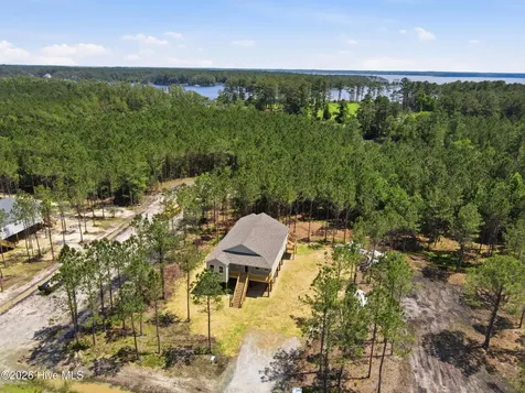 588 Vandemere Creek Drive Vandemere NC 28587